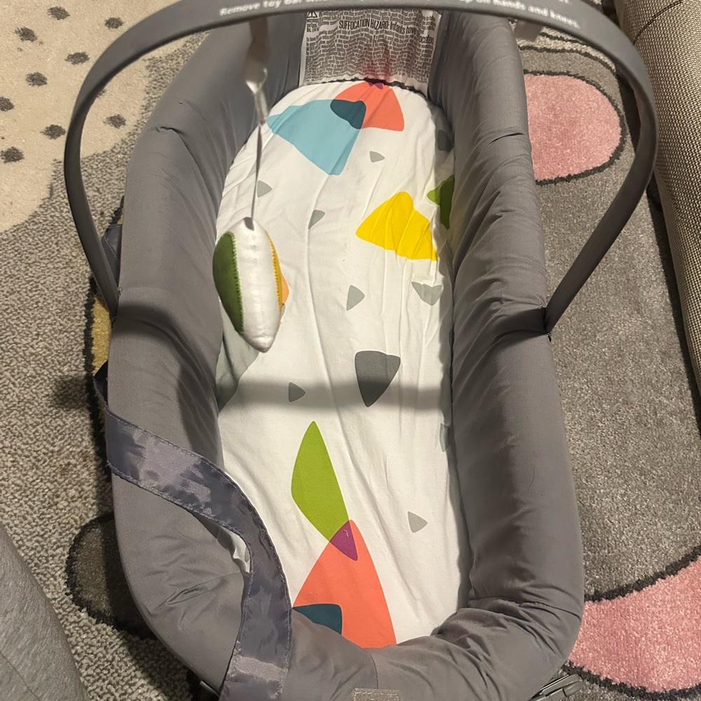 Lulyboo Bassinet To-Go Metro